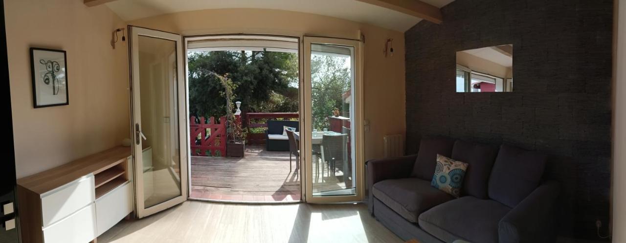Petite Maison Au Calme - Piscine En Copropriete, Terrasse, Mer, Clim Vallauris Exterior photo